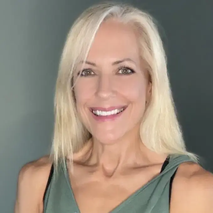 Headshot of Ginger Marks